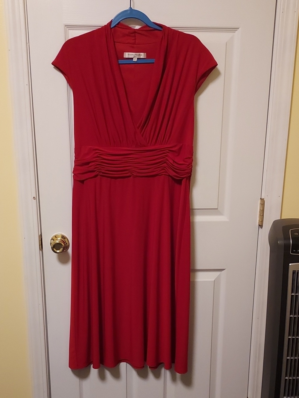 Evan Picone Red V-Neck Ruched-Waist Midi Dress